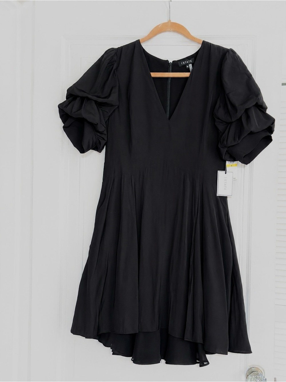 1. STATE Bubble Sleeve V Neck Fit and Flare Rich Black Dress Sz M, NEW